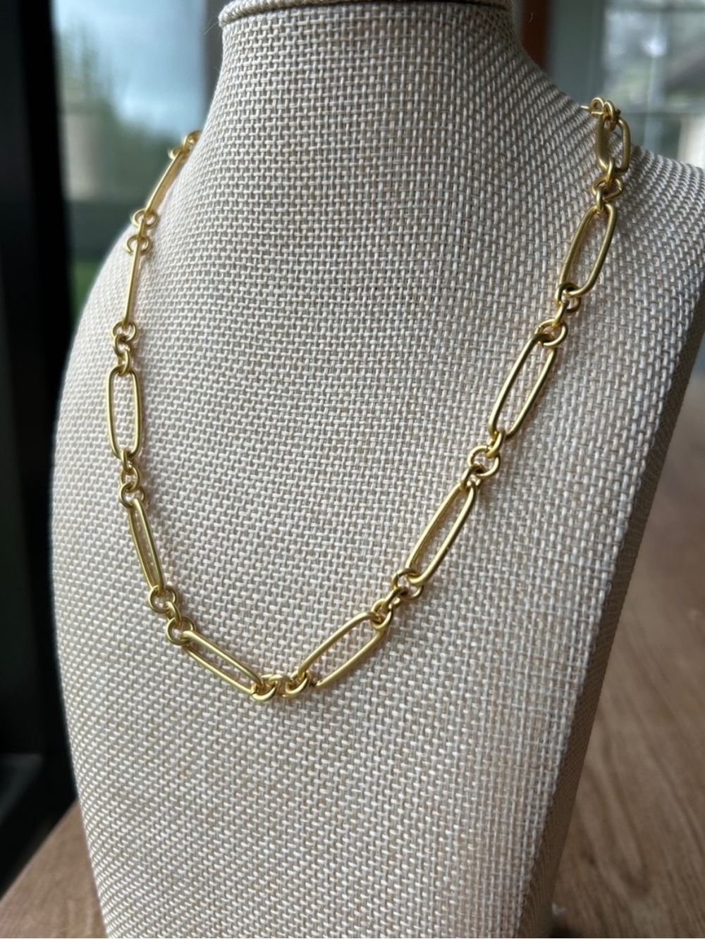 Madewell Gold Link Chain Necklace - adjustable 15-18 inches dainty Jewelry - Picture 7 of 8